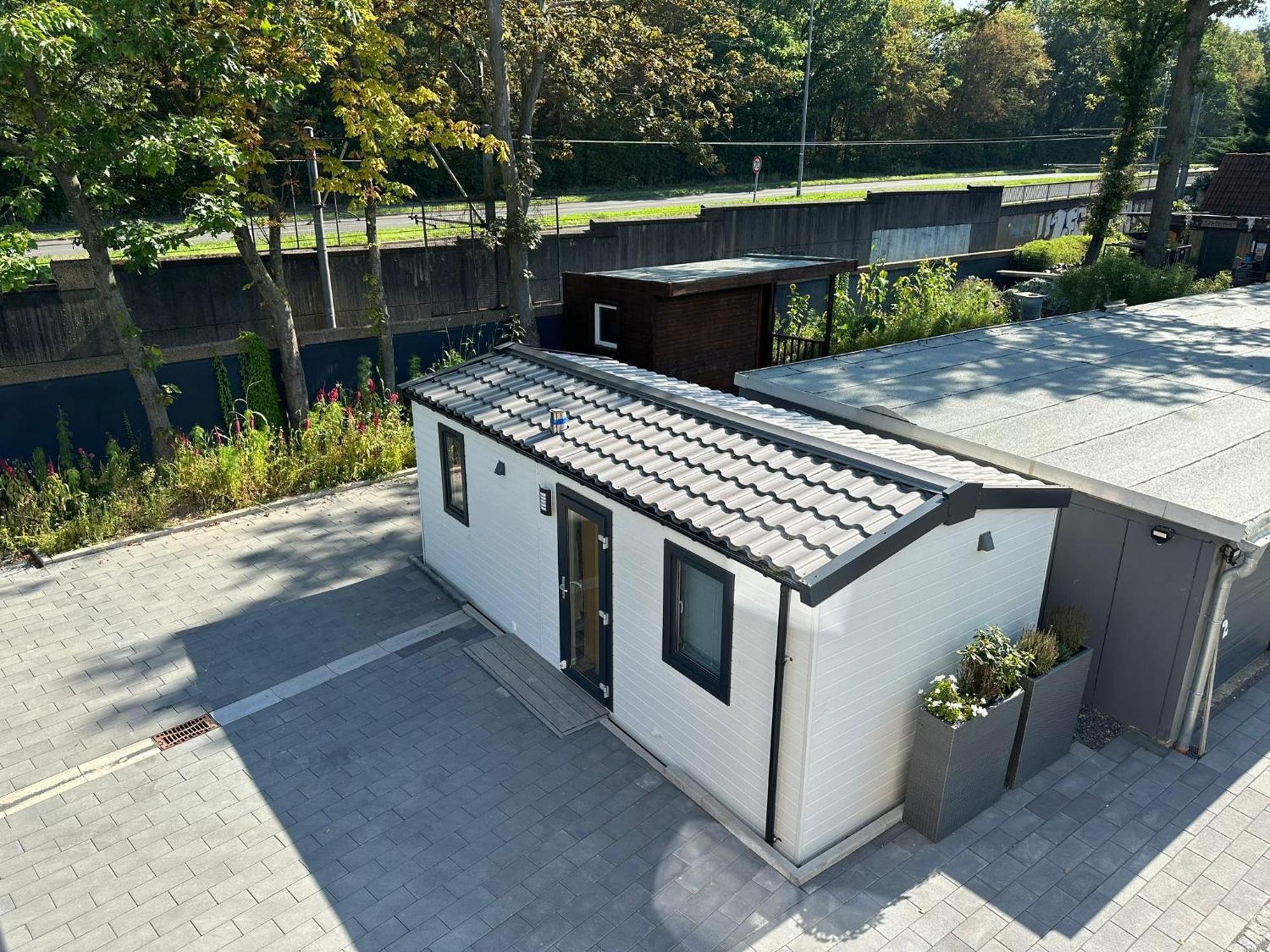 Appartement Tinyhouse/chalet In Vollmoebliert/klima Keulen